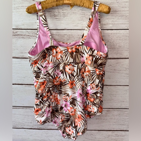 Landsβ End Floral One-Piece Swimsuit 22W Built-In Bra Summer Beach Vacation - Picture 2 of 8